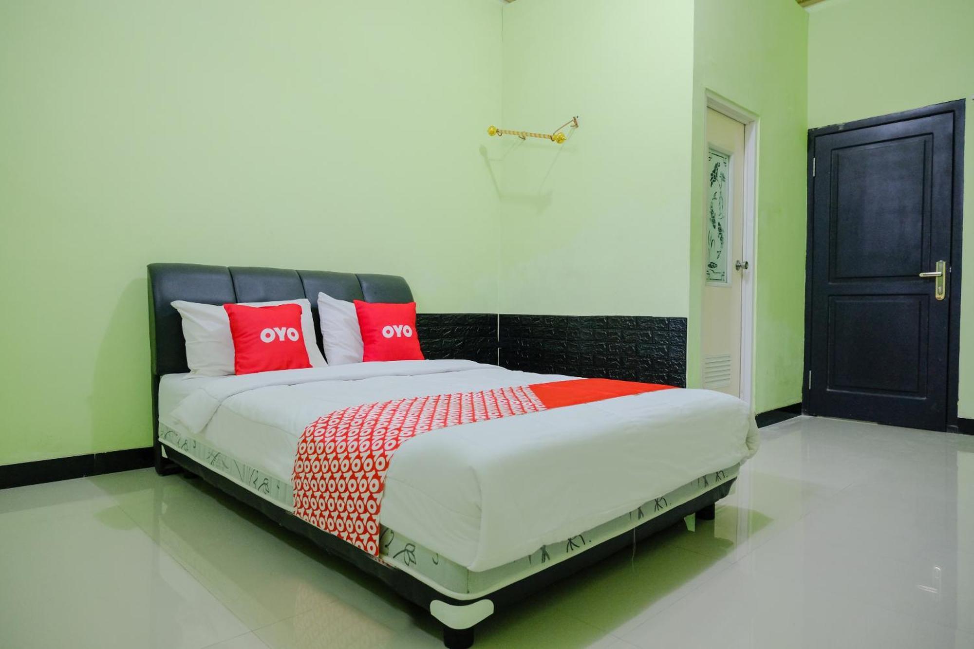 Oyo Life 2508 Alba Suites Homestay Syariah Tulungagung Bagian luar foto