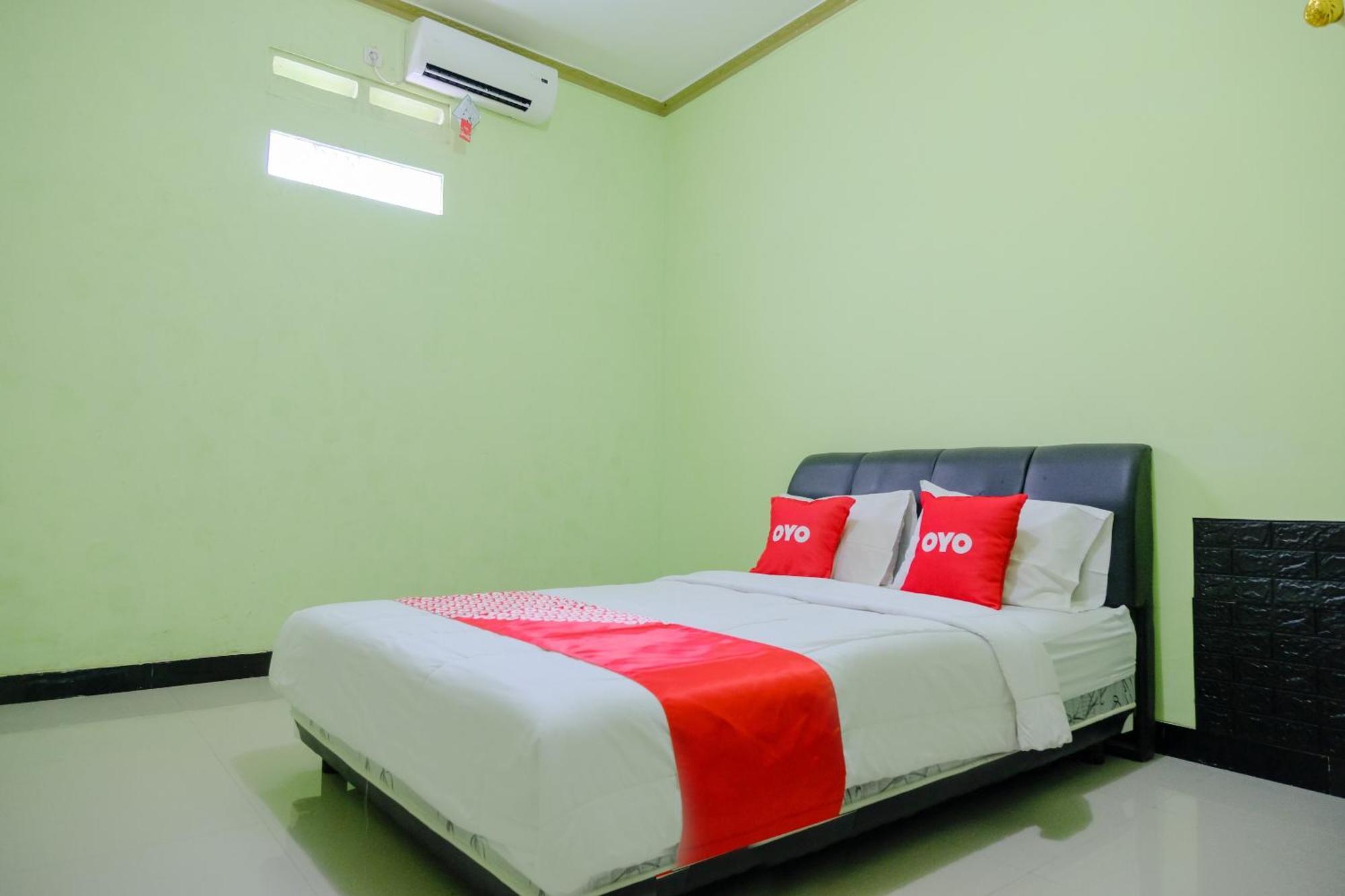Oyo Life 2508 Alba Suites Homestay Syariah Tulungagung Bagian luar foto