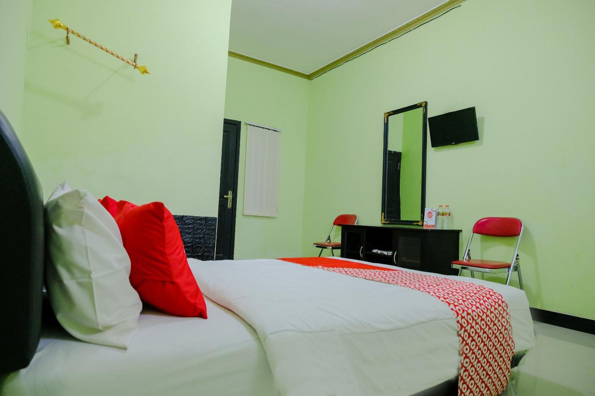 Oyo Life 2508 Alba Suites Homestay Syariah Tulungagung Bagian luar foto